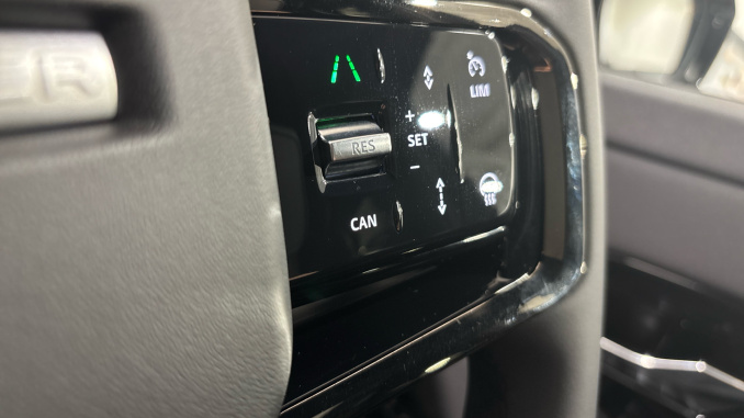 Land Rover Range Rover Evoque 2.0 D200 Hoxton Edition 5dr Auto Diesel Hatchback - Image 53